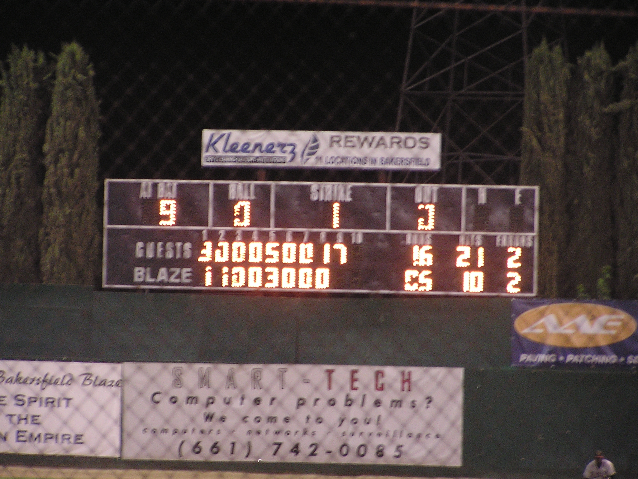 A Scoreboard in need of repair - Bakersfield